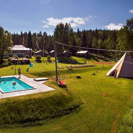 Ulvoe Lakeside Resort Ulvöhamn Buitenkant foto