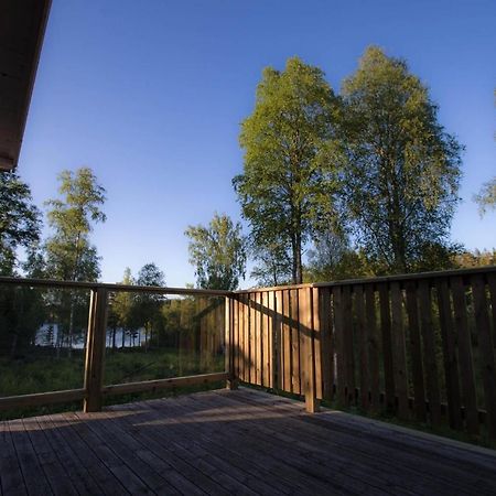 Ulvoe Lakeside Resort Ulvöhamn Buitenkant foto