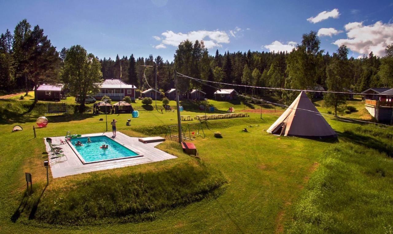 Ulvoe Lakeside Resort Ulvöhamn Buitenkant foto
